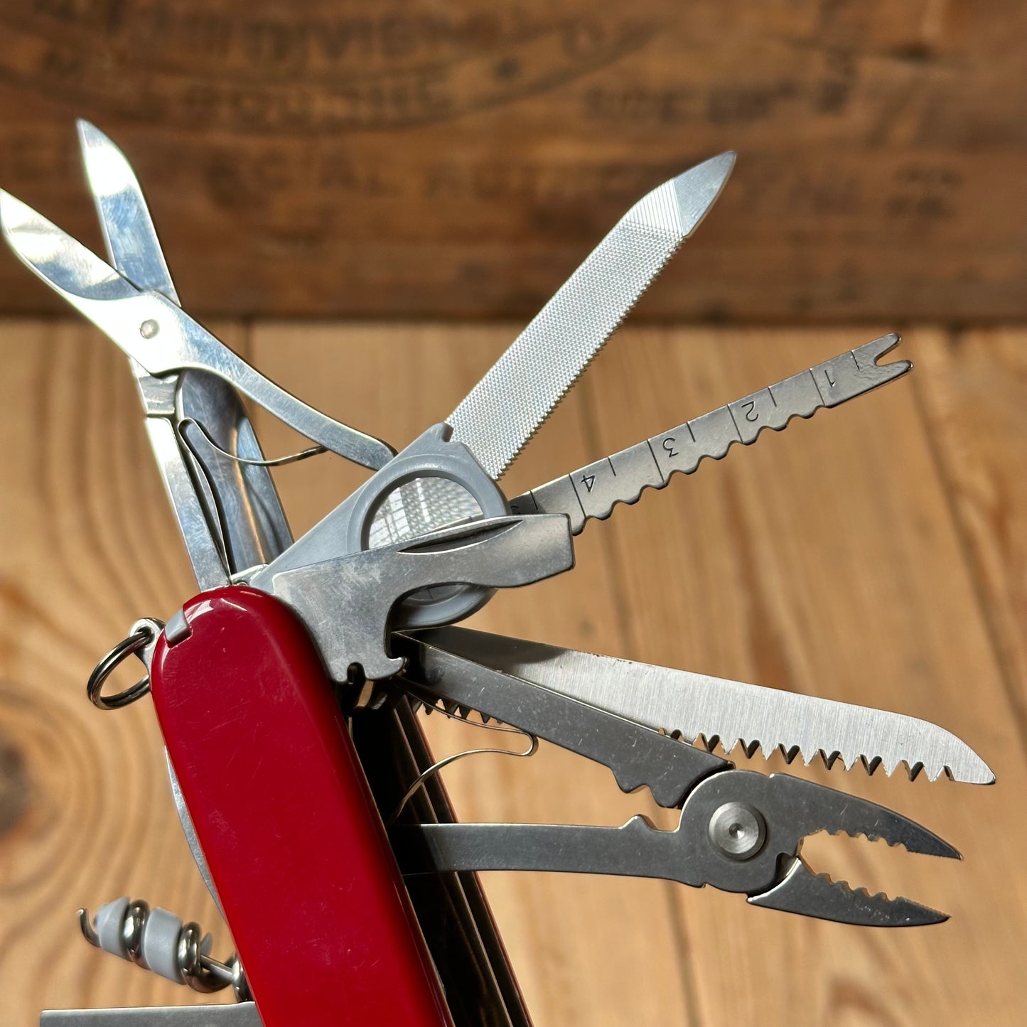 K46 ICONIC! Vintage Victorinox SWISS CHAMP 33 Tool SWISS ARMY KNIFE