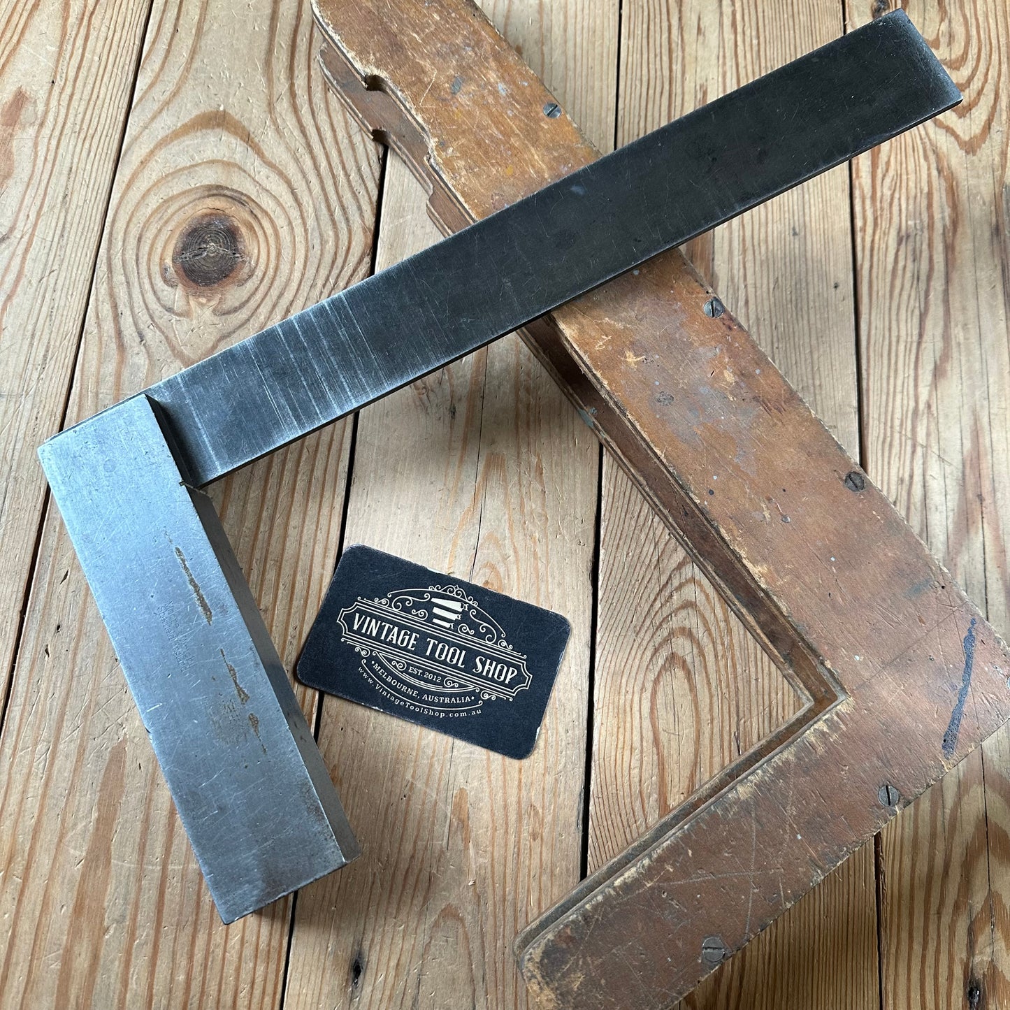 H2429 NICE! Vintage MOORE & WRIGHT 14” England Engineers METAL SQUARE