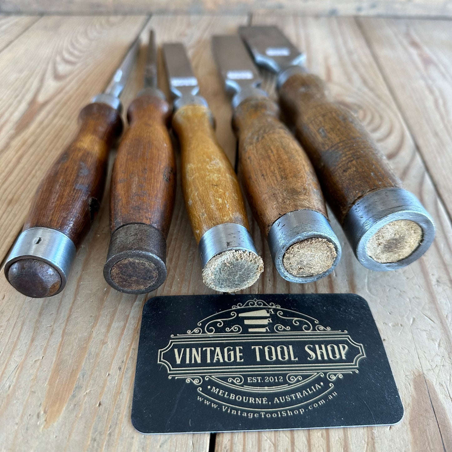 T10076 Vintage set of 5 x TITAN AUSTRALIA No:101 Registered Firmer CHISELS