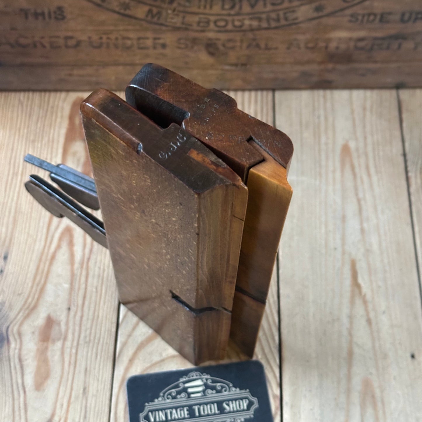 H2421 HANDY! Antique pair of mixed SIDE SNIPES wooden Moulding PLANES