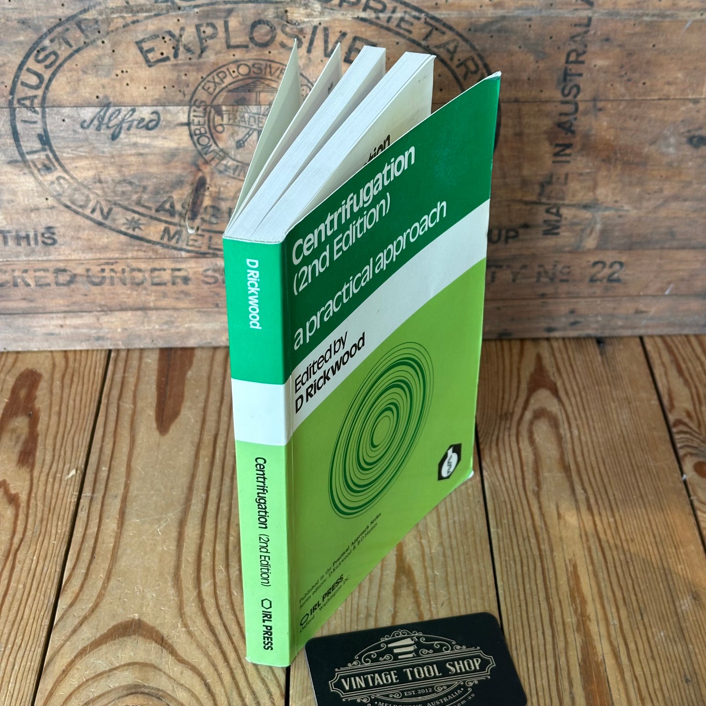 XBN7 Vintage 1984 Centrifugation a Practical Approach 2nd Edition BOOK by D.Rickwood