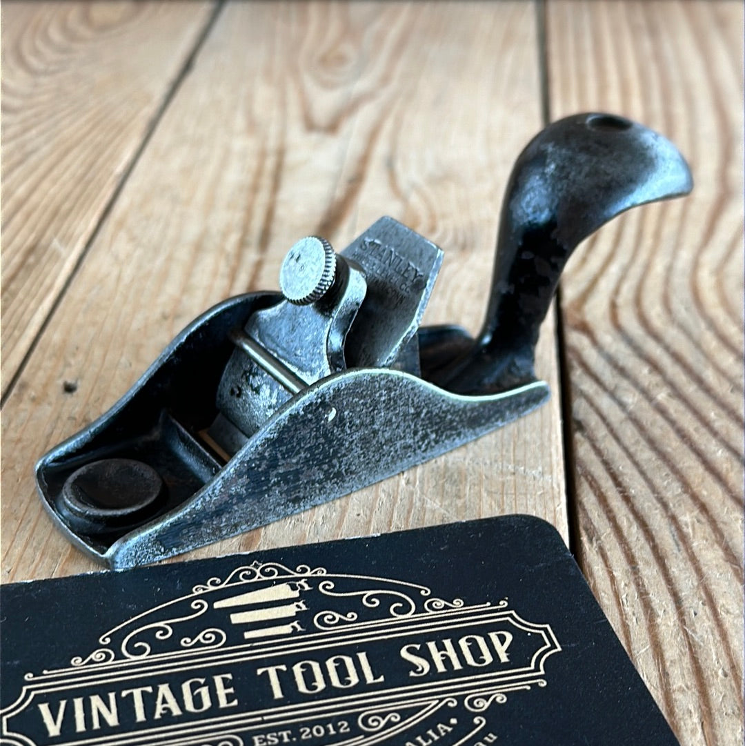 SOLD N662 Vintage STANLEY 1907 era No.100 “Squirrel tail” Block PLANE