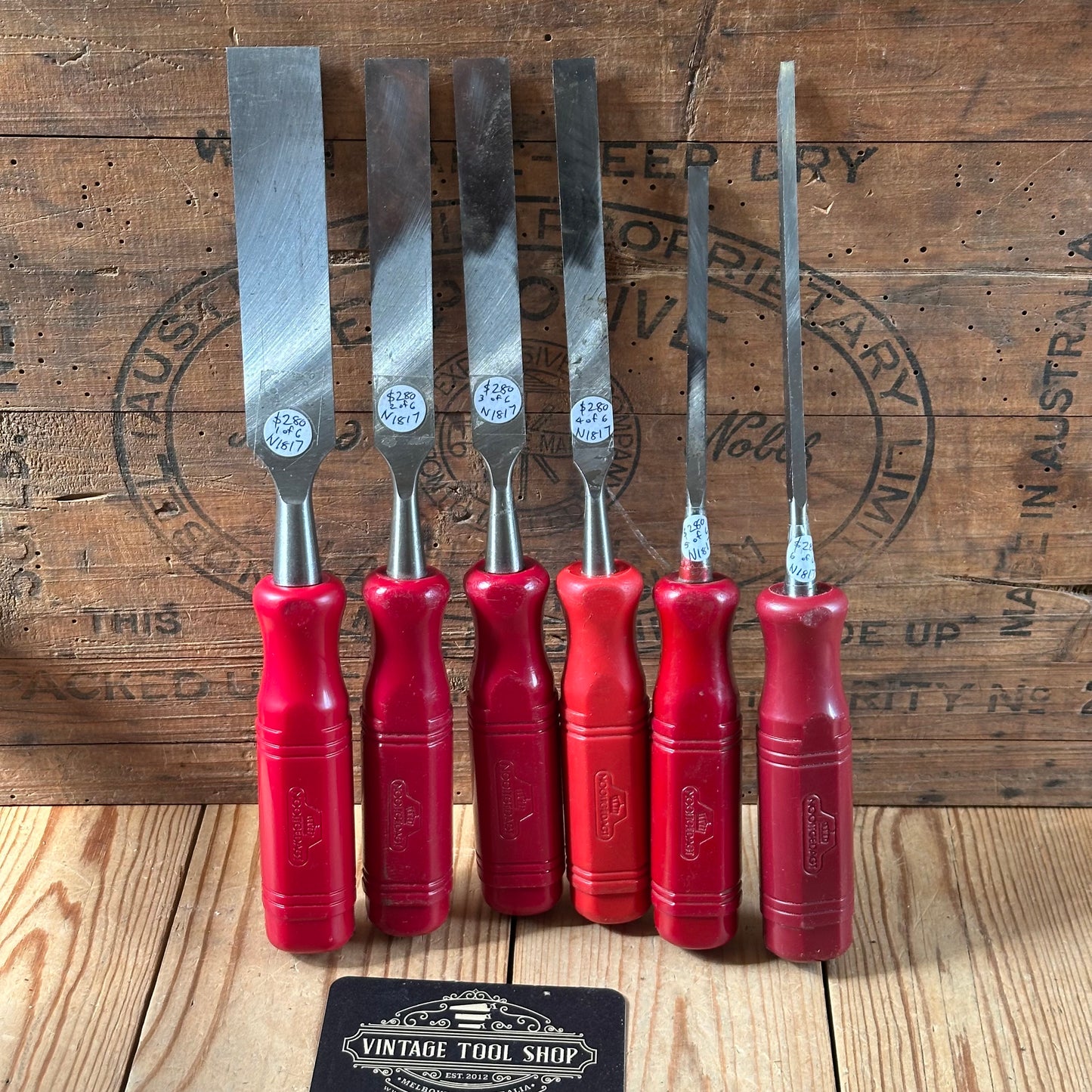 N1817 AWESOME! Vintage set of 6 NOOITGEDAGT Holland red resin handle BEVEL CHISELS