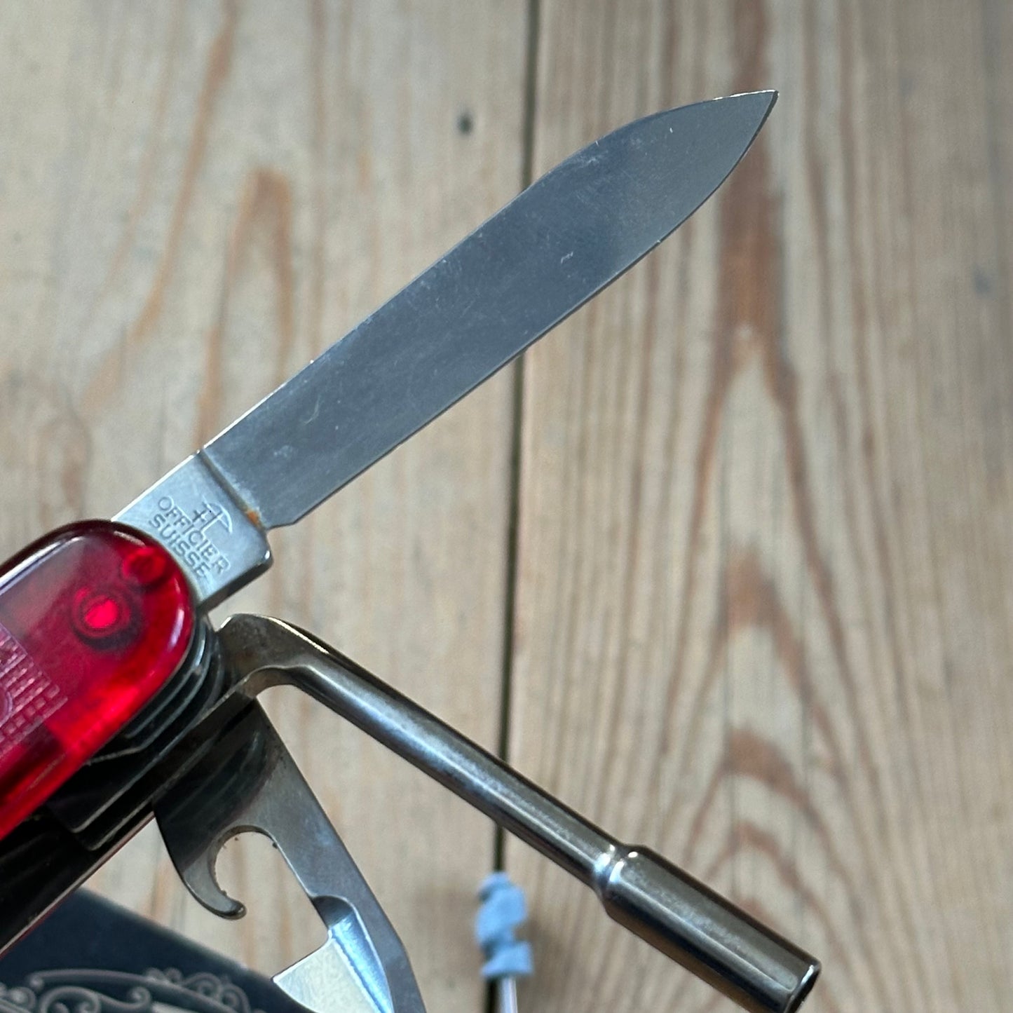 K53 Victorinox CYBERTOOL M SWISS ARMY KNIFE Victorinox