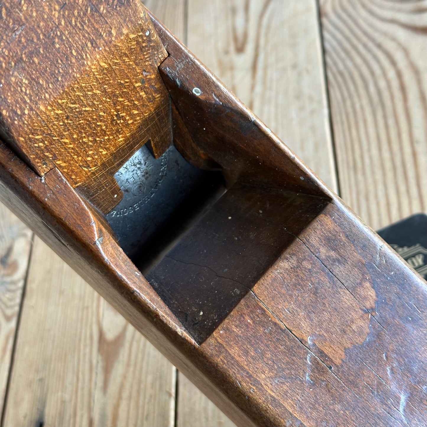 H2067 COOL! Antique 18” User Made RAZEE Wooden PLANE