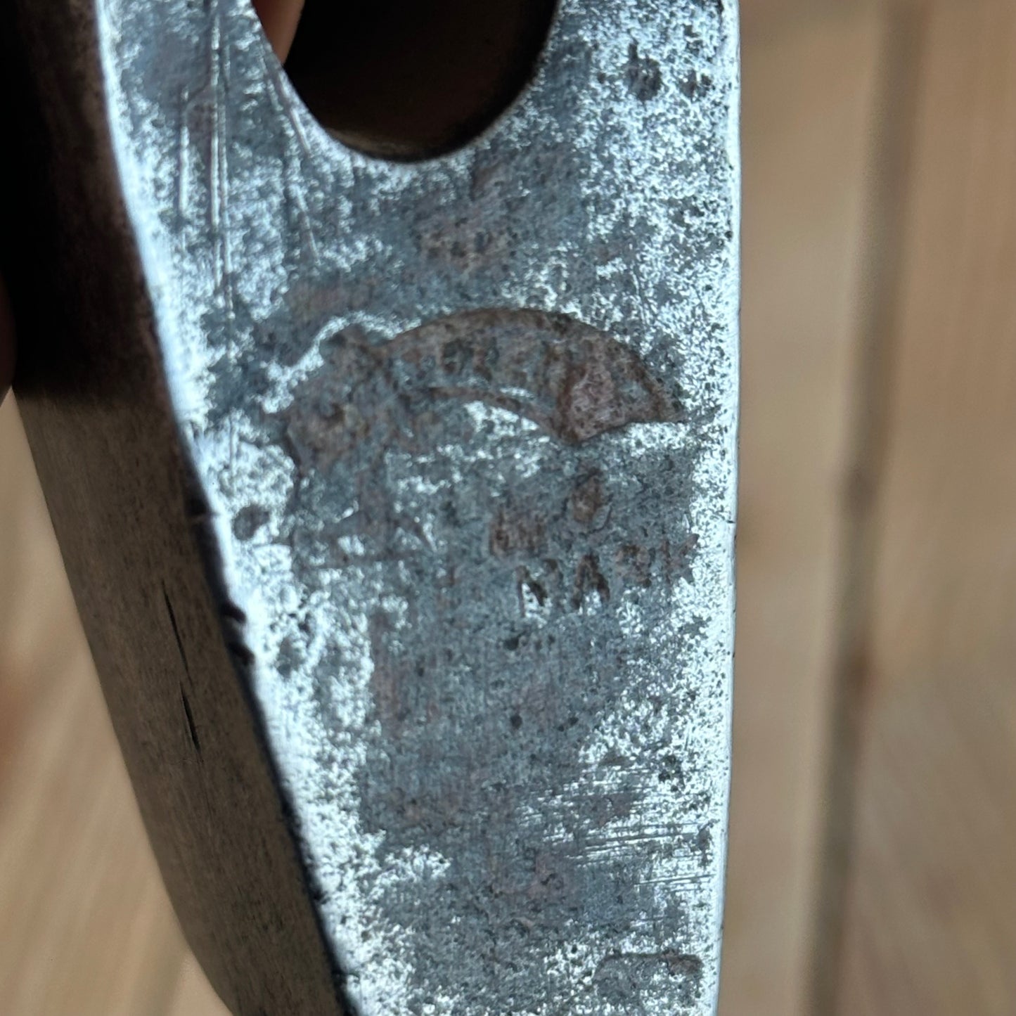 H2246 Vintage 2.5lbs Scimitar ROCK SPLITTING Hammer head