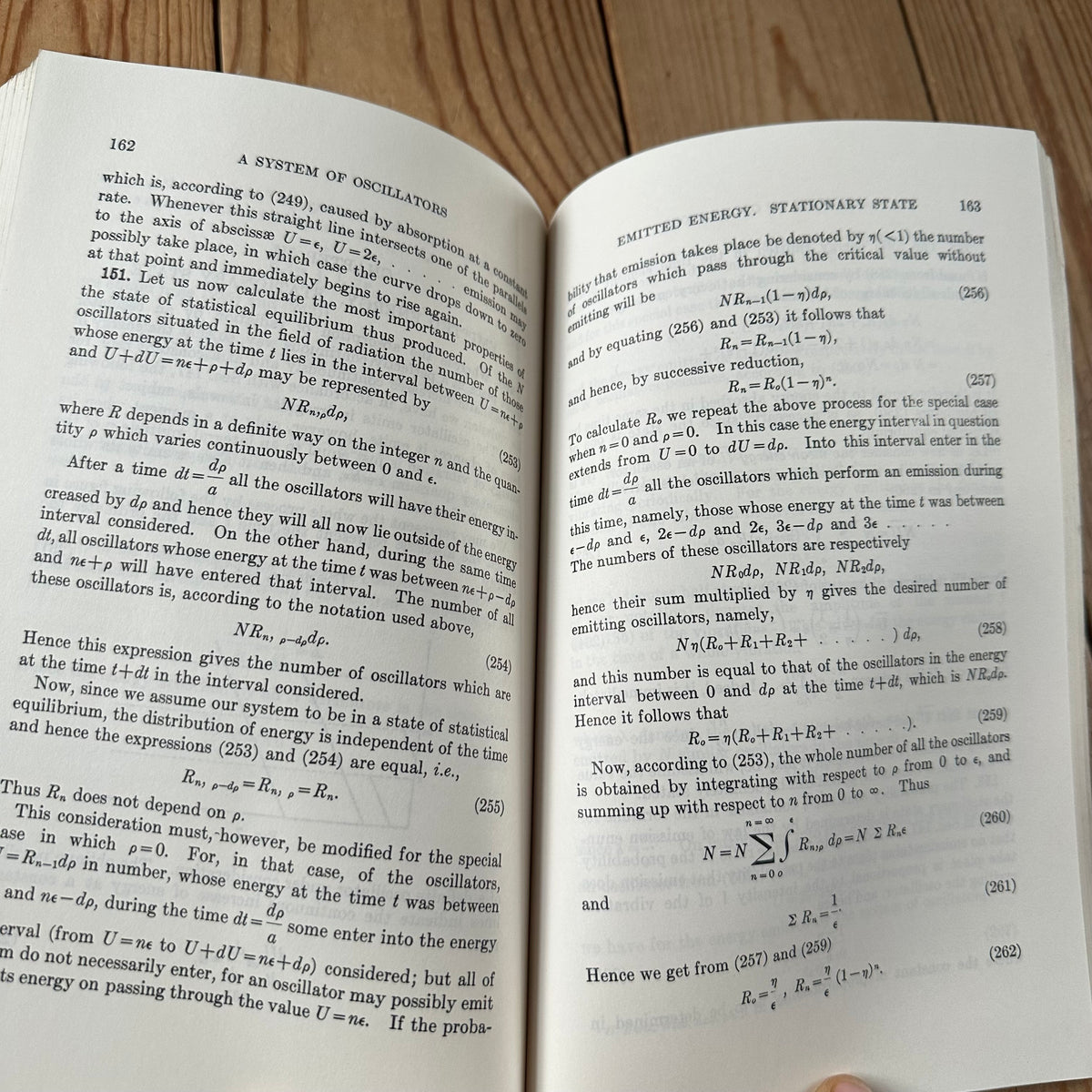 XBN208 Vintage BOOK The THEORY of HEAT RADIATION by MAX PLANCK