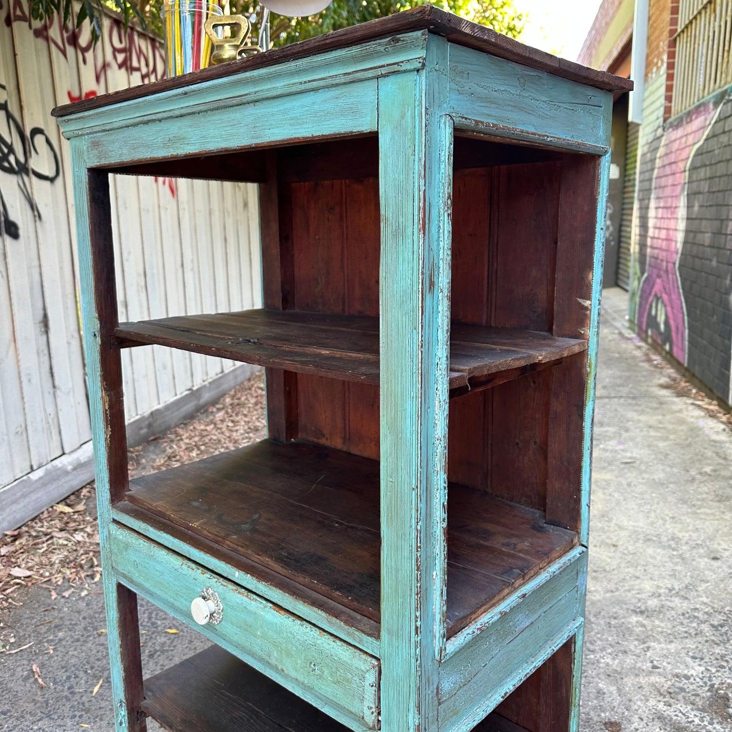 H2382 Vintage distressed shabby chic depression era MEAT SAFE CUPBOARD