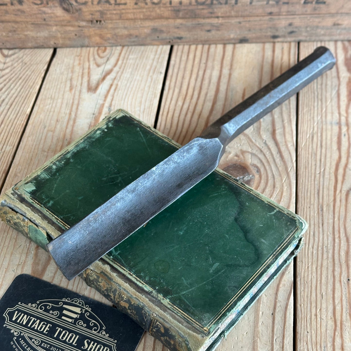 H2373 Vintage plumbers CAULKING tool