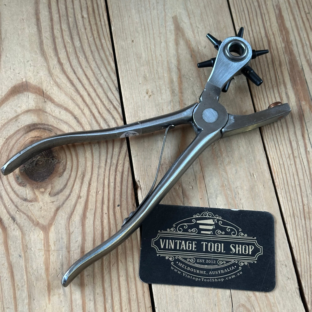 H2543 TIDY! Vintage LEATHER PUNCH Osborne USA