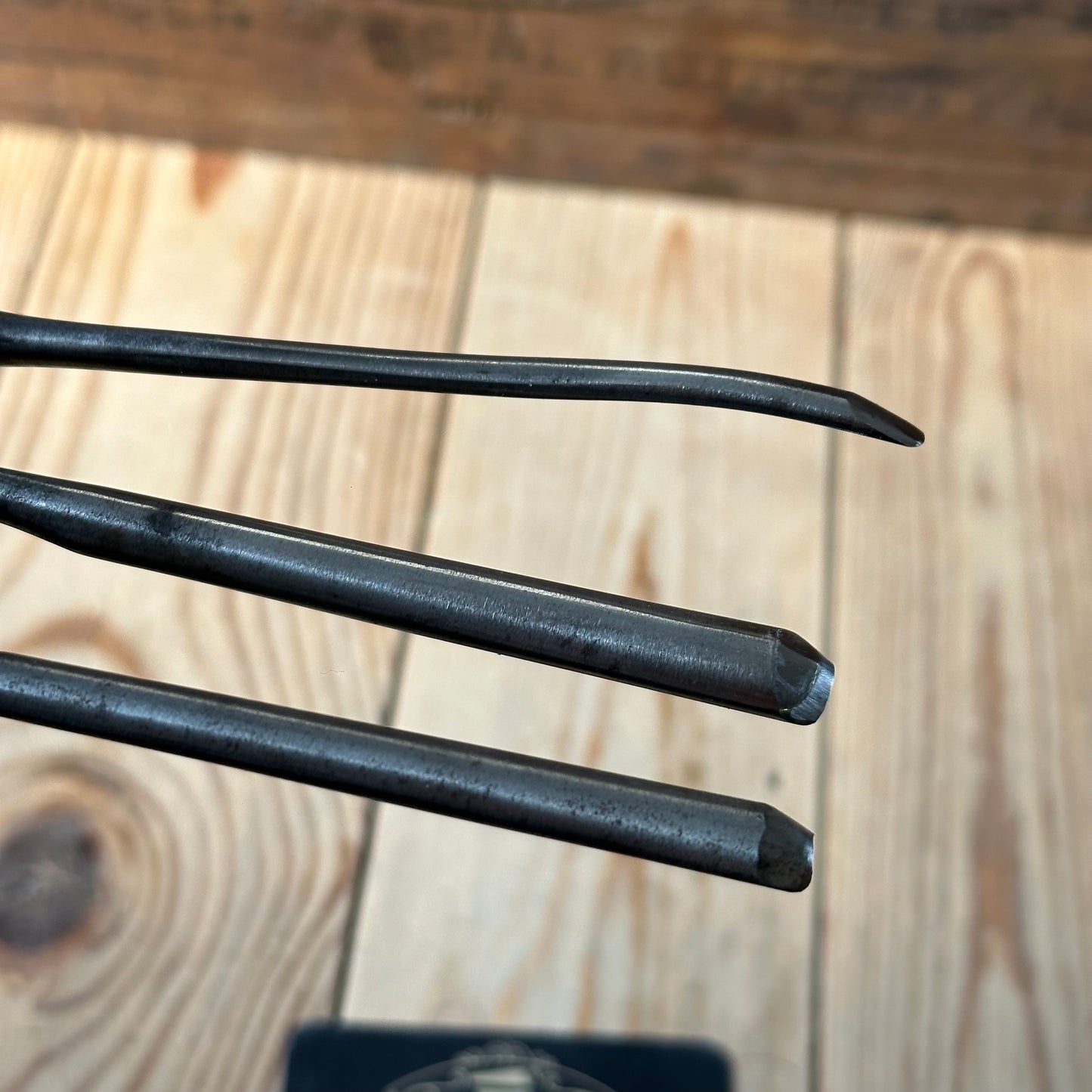 H2571 Vintage set of 6 MARPLES England Boxwood Handled Carving GOUGES CHISELS