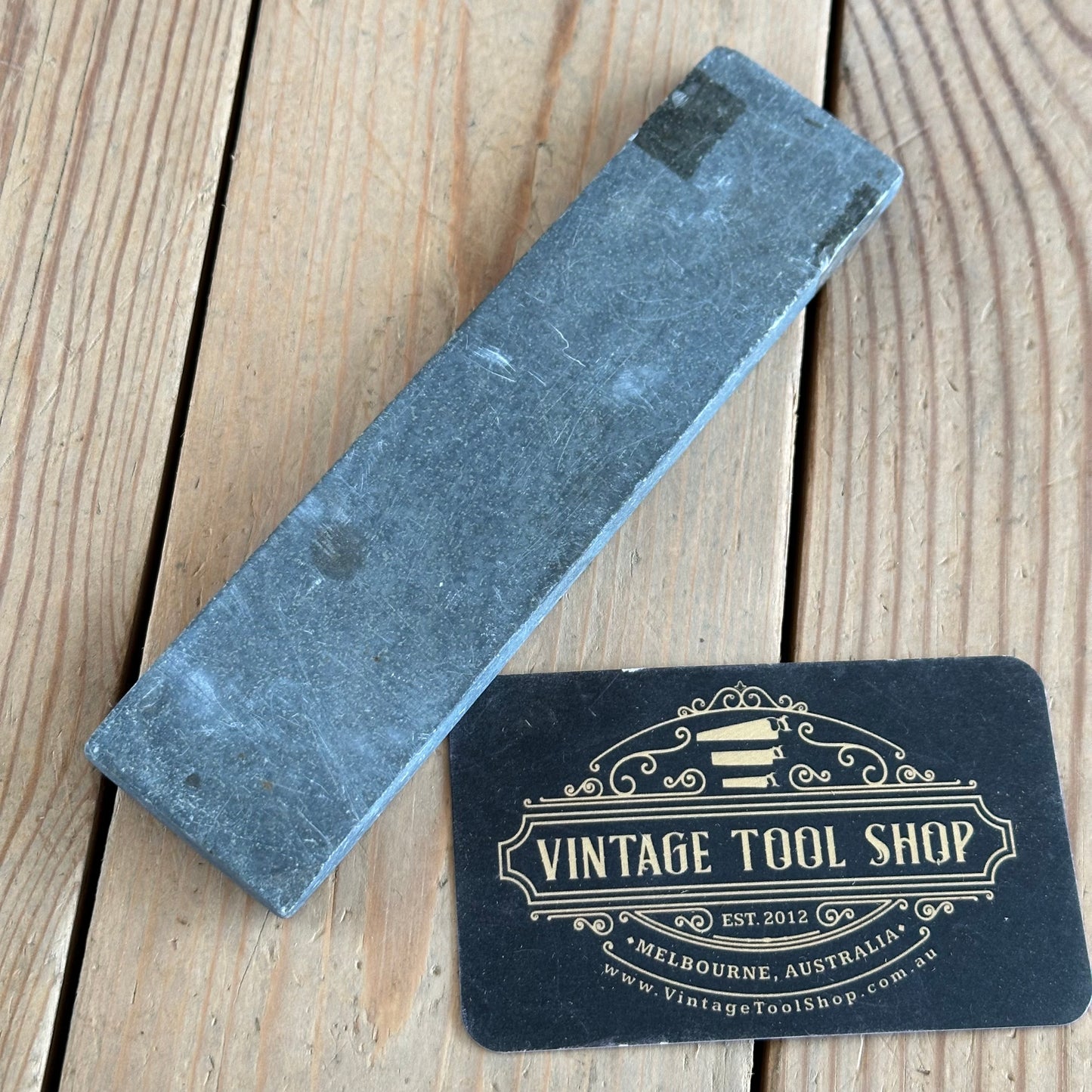 A364 Vintage SCOTTISH TAM-O-SHANTER water stone natural sharpening stone T523