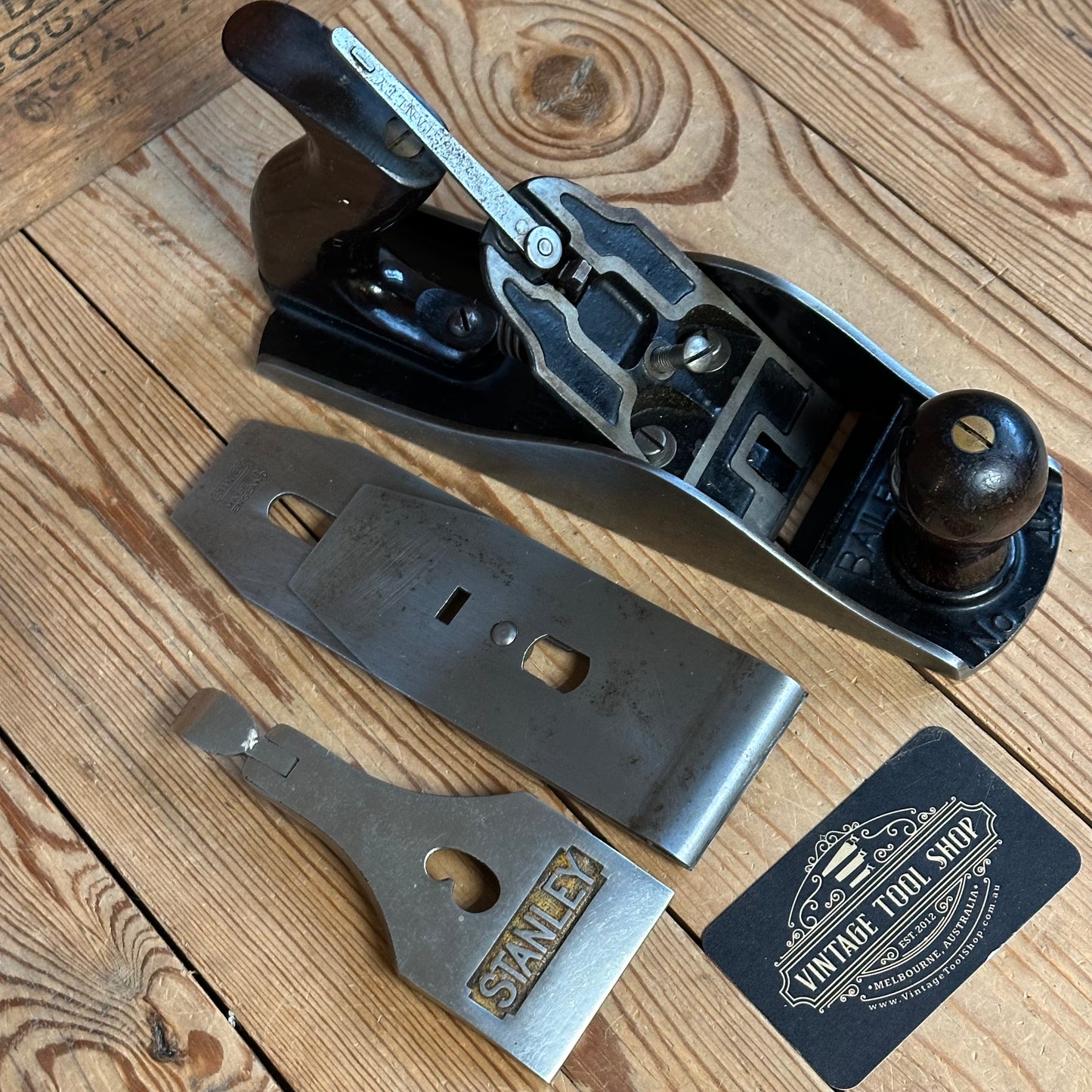 H2487 TIDY! Vintage STANLEY England No.4 1/2 smoothing PLANE IOB