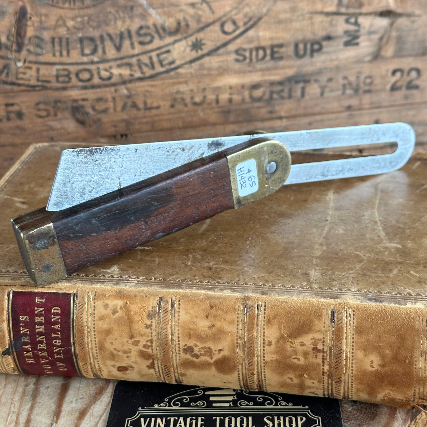 H1432 Vintage 7.5”Rosewood & brass BEVEL