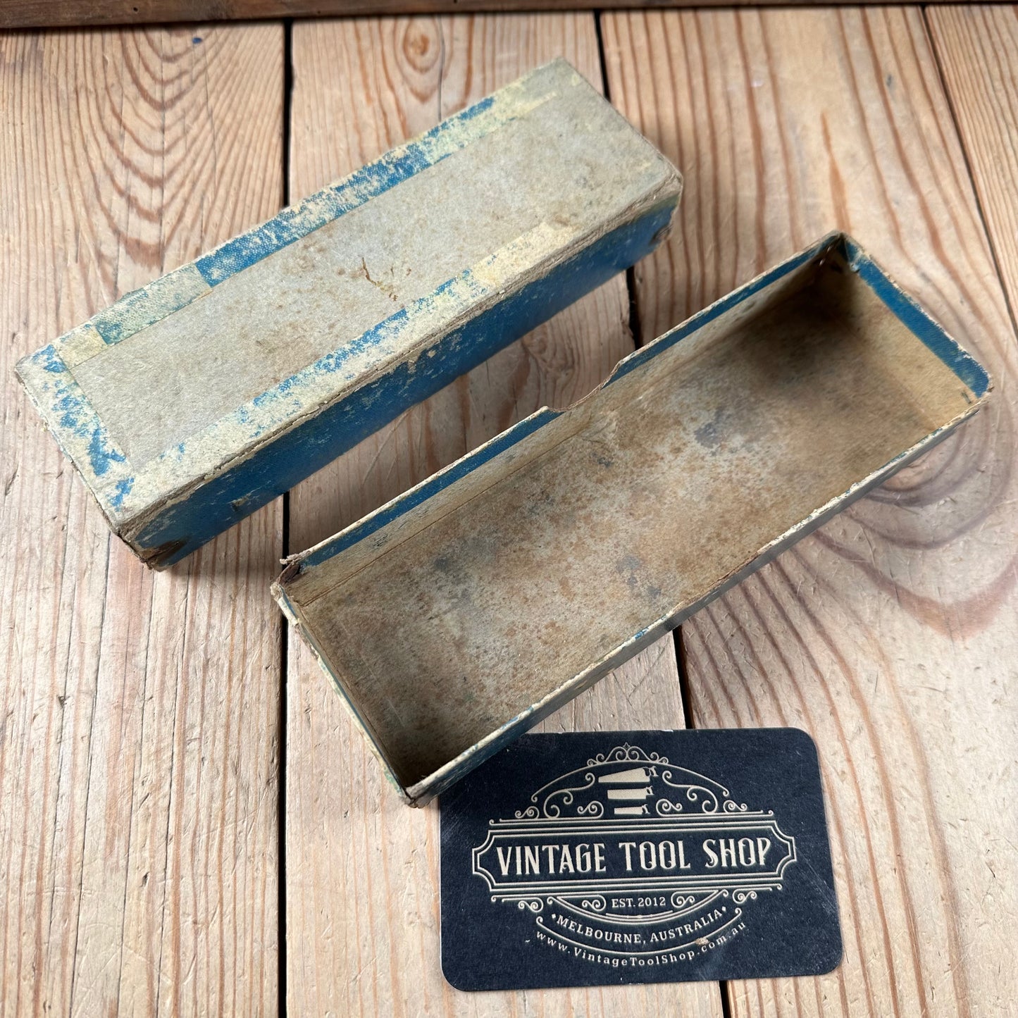 SOLD. A381 Vintage INCREDIBLE! Rare! APEX No:82 Superfine GERMAN Natural THURINGIAN Stone double sided barber razor hone IOB original box