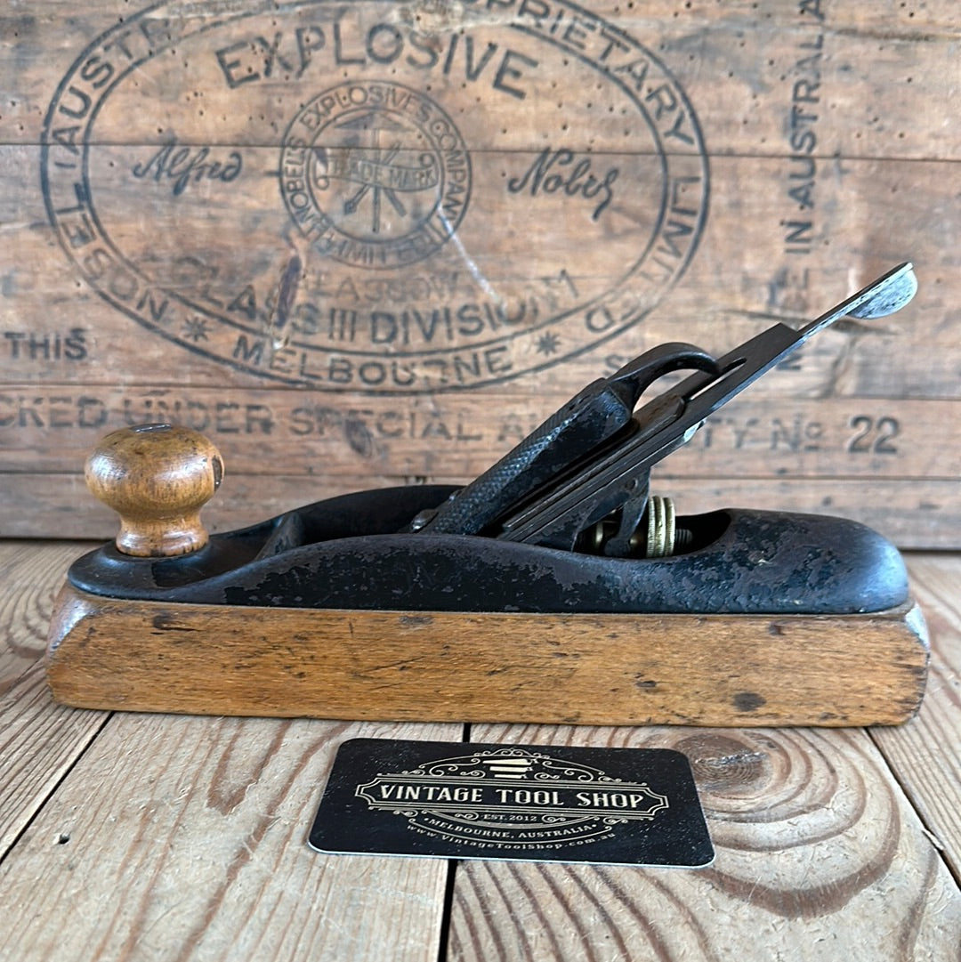 N1021 Antique STANLEY Rule & Level No.25 LOW ANGLE transitional plane