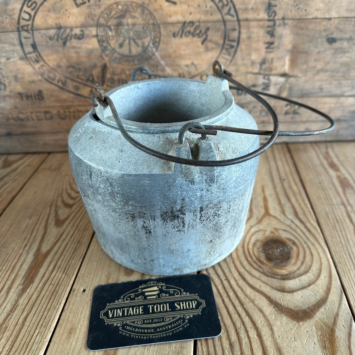 T1644 Vintage QPC Australia GLUE POT cast aluminium