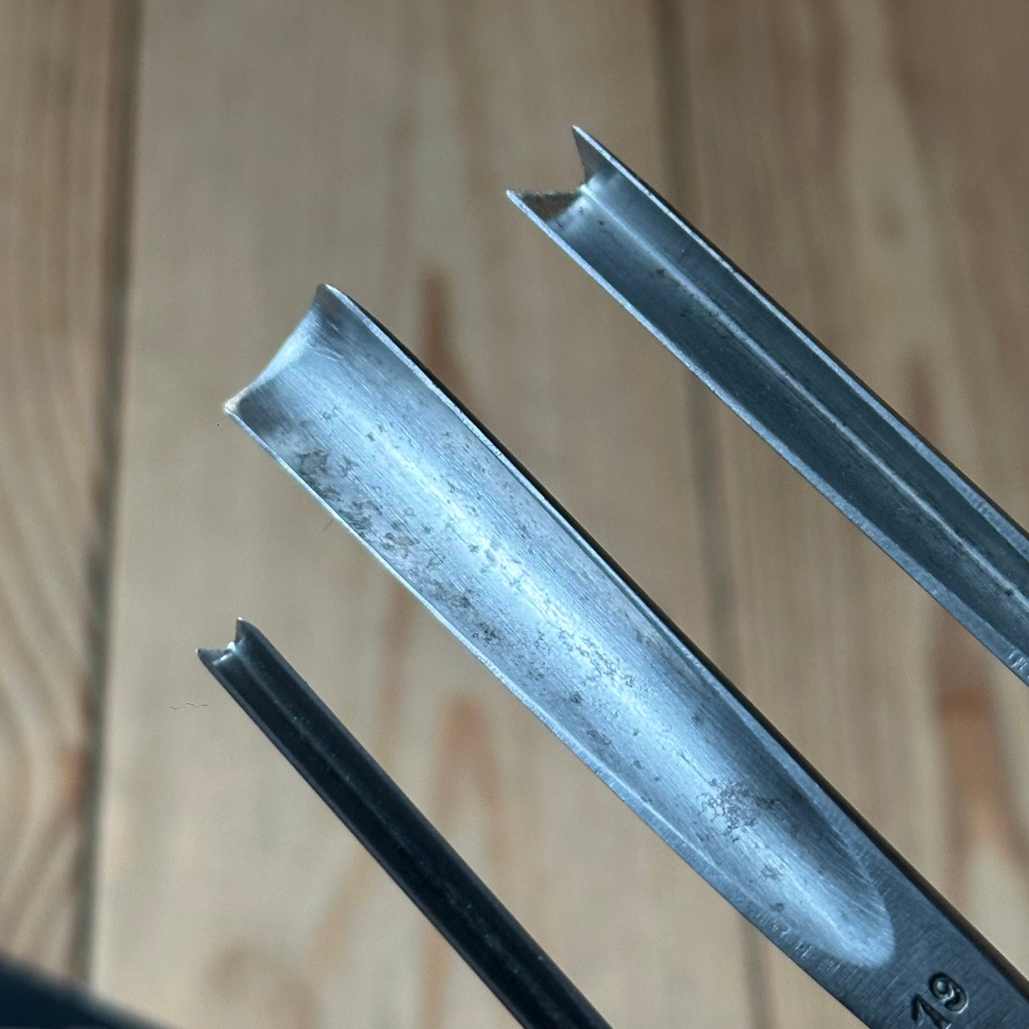 N1767 Vintage 3x DASTRA Germany carving chisel set V-GOUGE bent gouge