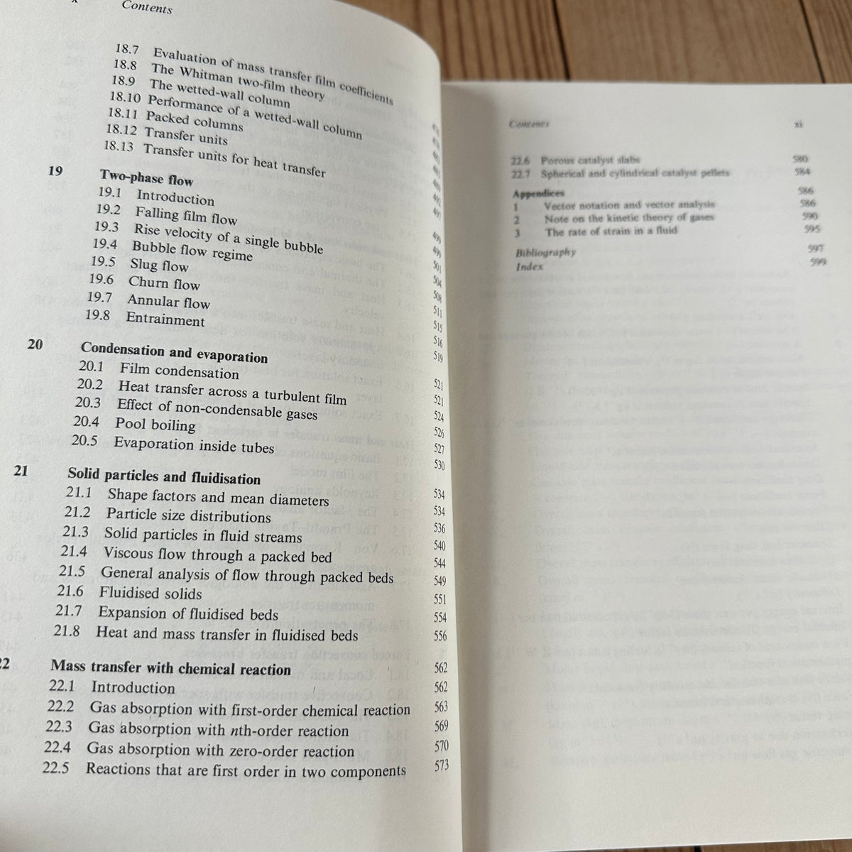 XBN147 Vintage 1988 BOOK FLUID MECHANICS And TRANSFER PROCESSES by J.M.Kay & R.M.Nedderman
