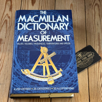 XBN112 Vintage BOOK The Macmillan DICTIONARY of MEASUREMENT by M.Darton & J.Clark