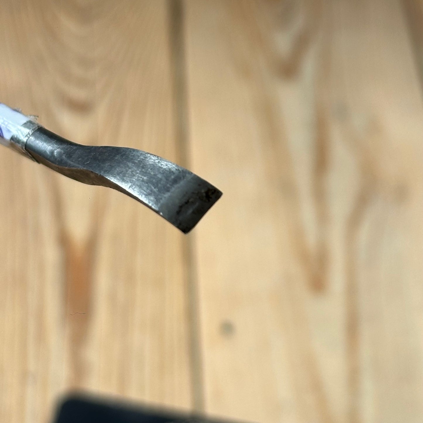 H2025 Vintage Addis England 7mm Bent Fishtail Carving CHISEL