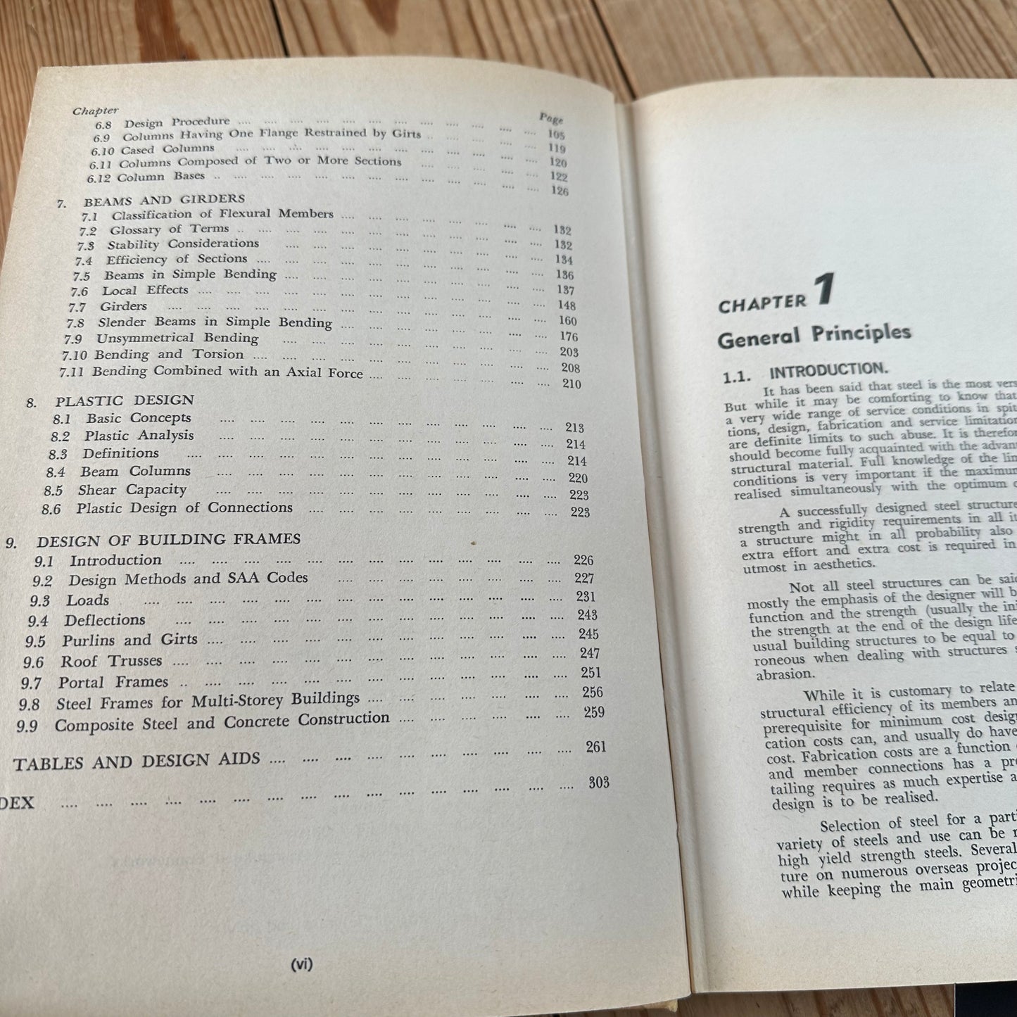 XBN40 Vintage 1973 STEEL DESIGNERS HANDBOOK 2nd edition SI Metric BOOK by B.E.Gorenc & R.Tinyou