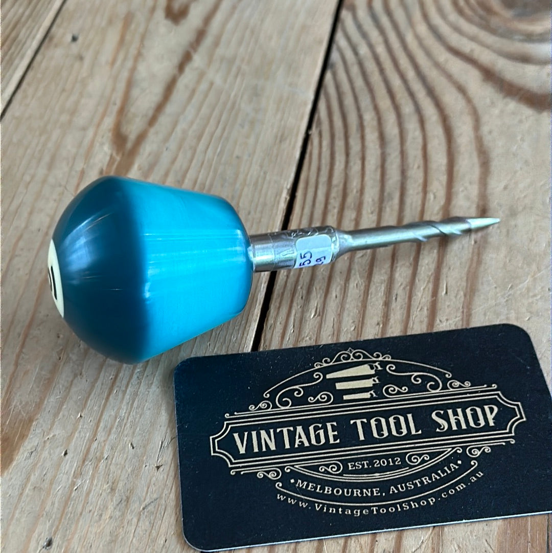 TR129 Repurposed Green No.6 POOL BALL awl by Tony Ralph