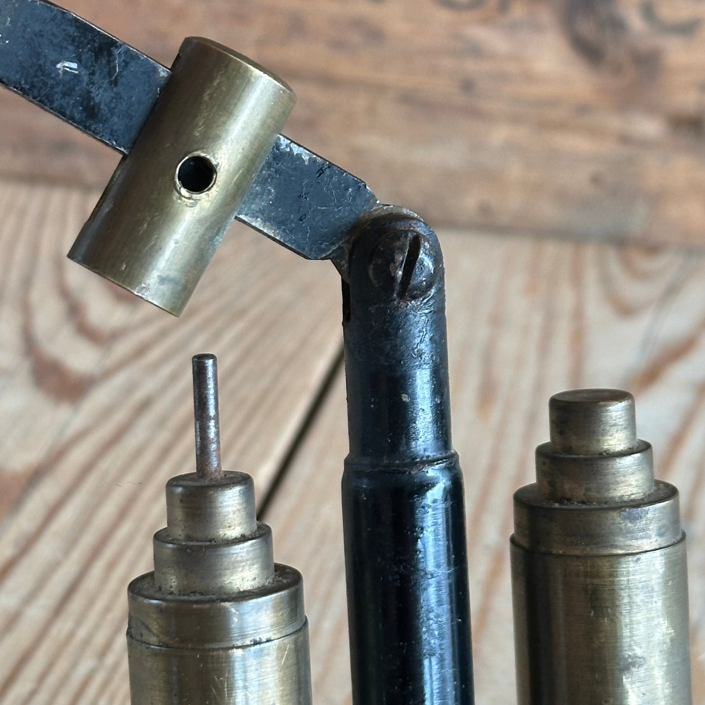 H2324 Antique Reloading tools