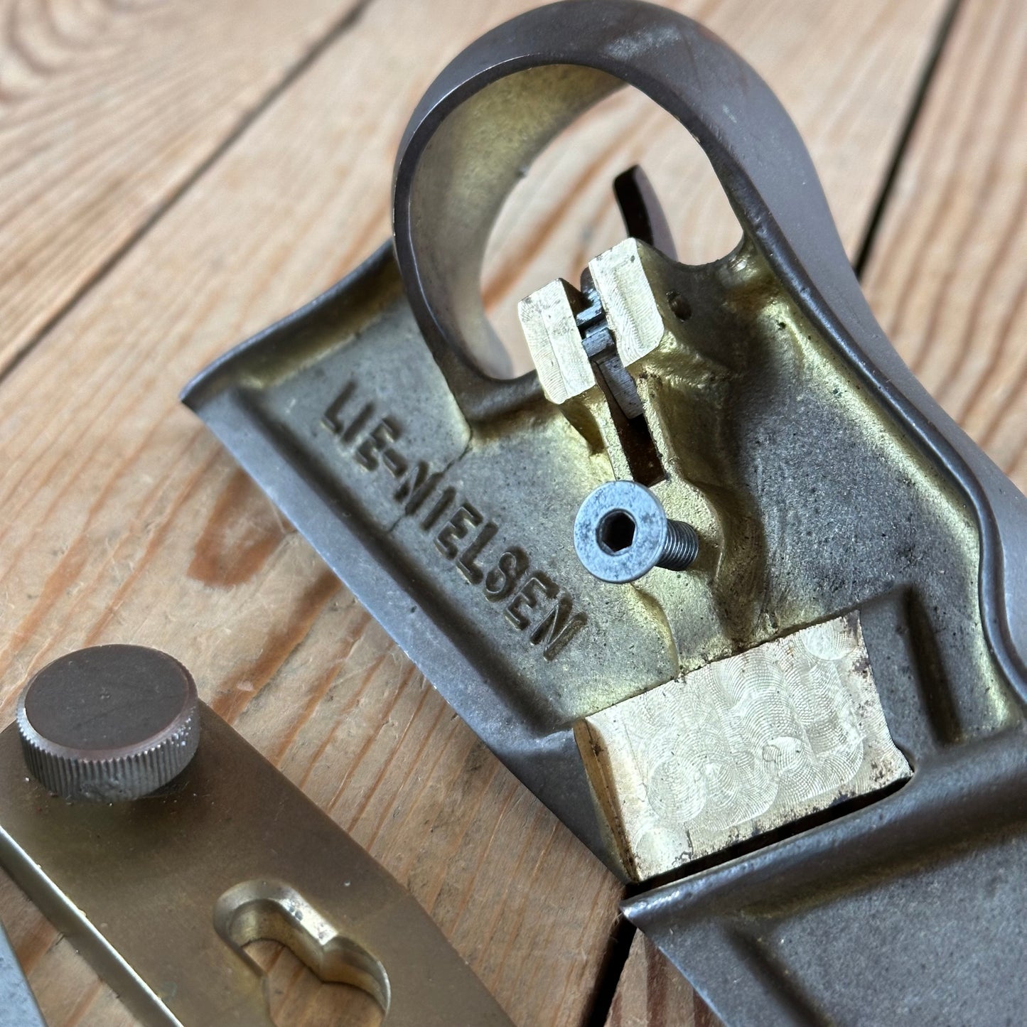 H1363 Contemporary LIE NIELSEN USA No:95 Edge Trimming BLOCK PLANE in Bronze