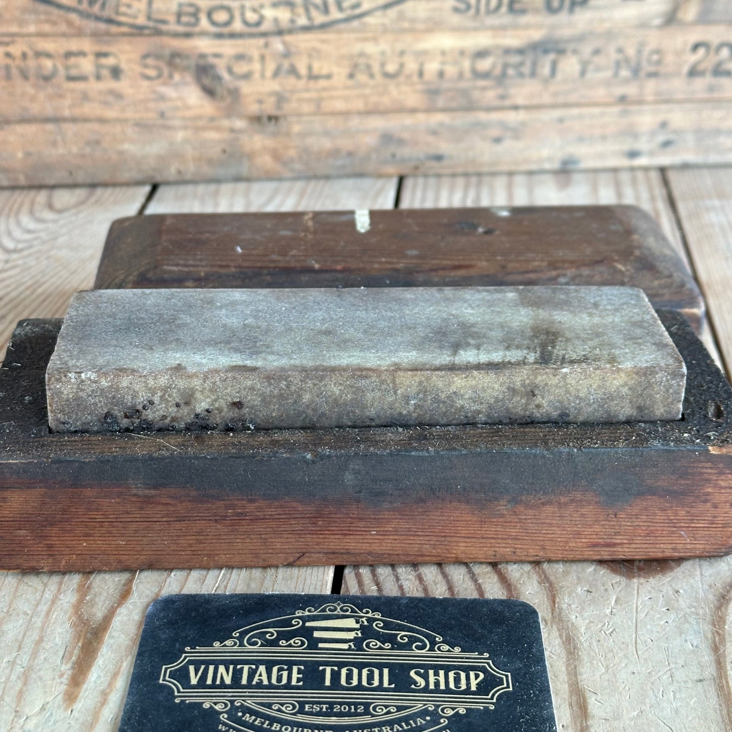 A321 Vintage ARKANSAS WASHITA STONE Natural Sharpening OILSTONE in box