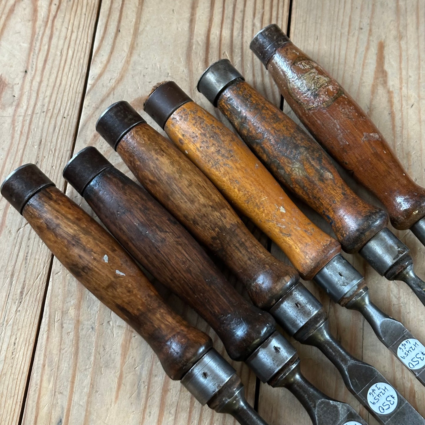 H2459 ICONIC! Vintage set of 6 x TITAN AUSTRALIA No:101 Registered Firmer CHISELS
