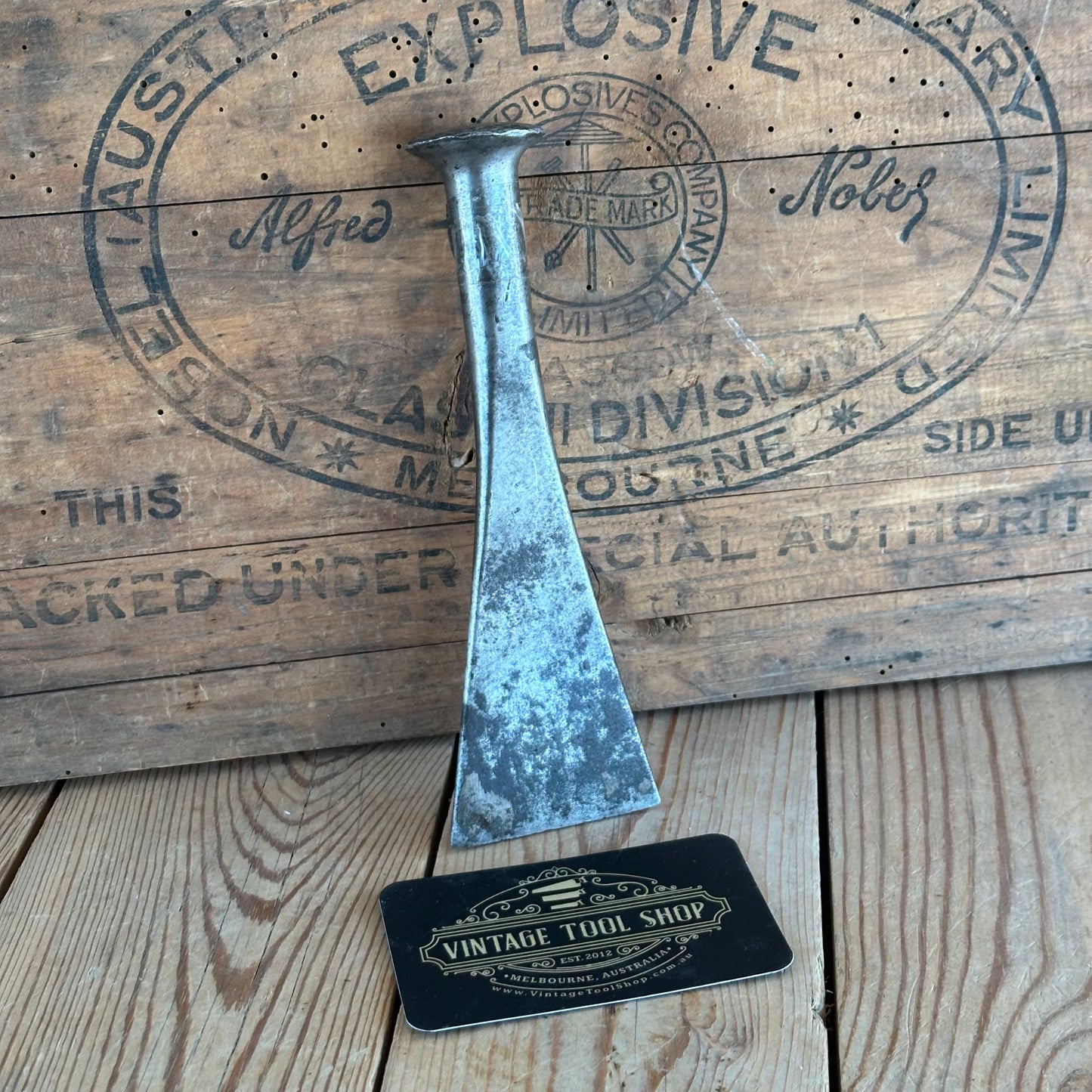 H2283 Vintage CAULKING IRON shipwright tool