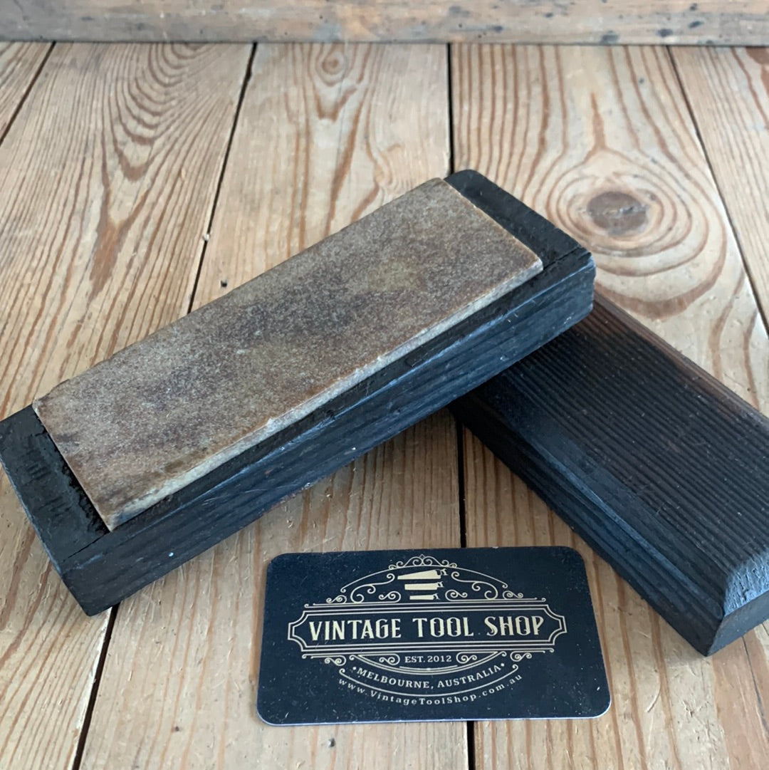 T9349 Vintage ARKANSAS WASHITA STONE Natural Sharpening OILSTONE in box