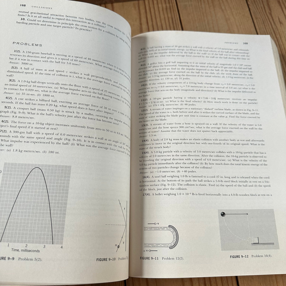 N2049 Vintage BOOK FUNDAMENTALS of PHYSICS revised printing by D.Halliday & R.Resnick