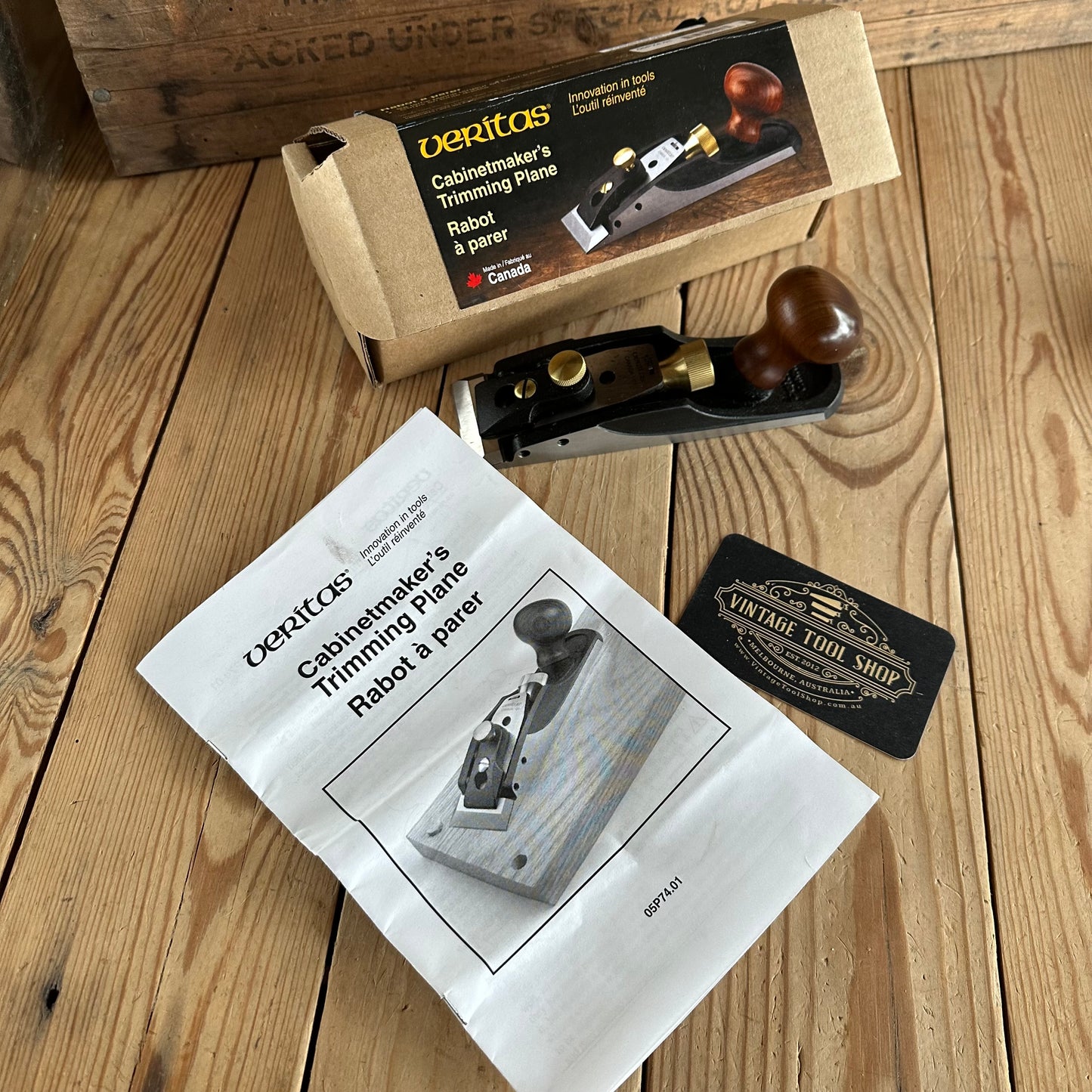 SOLD. H2196 Contemporary VERITAS CABINETMAKERS TRIMMING PLANE Chisel PLANE