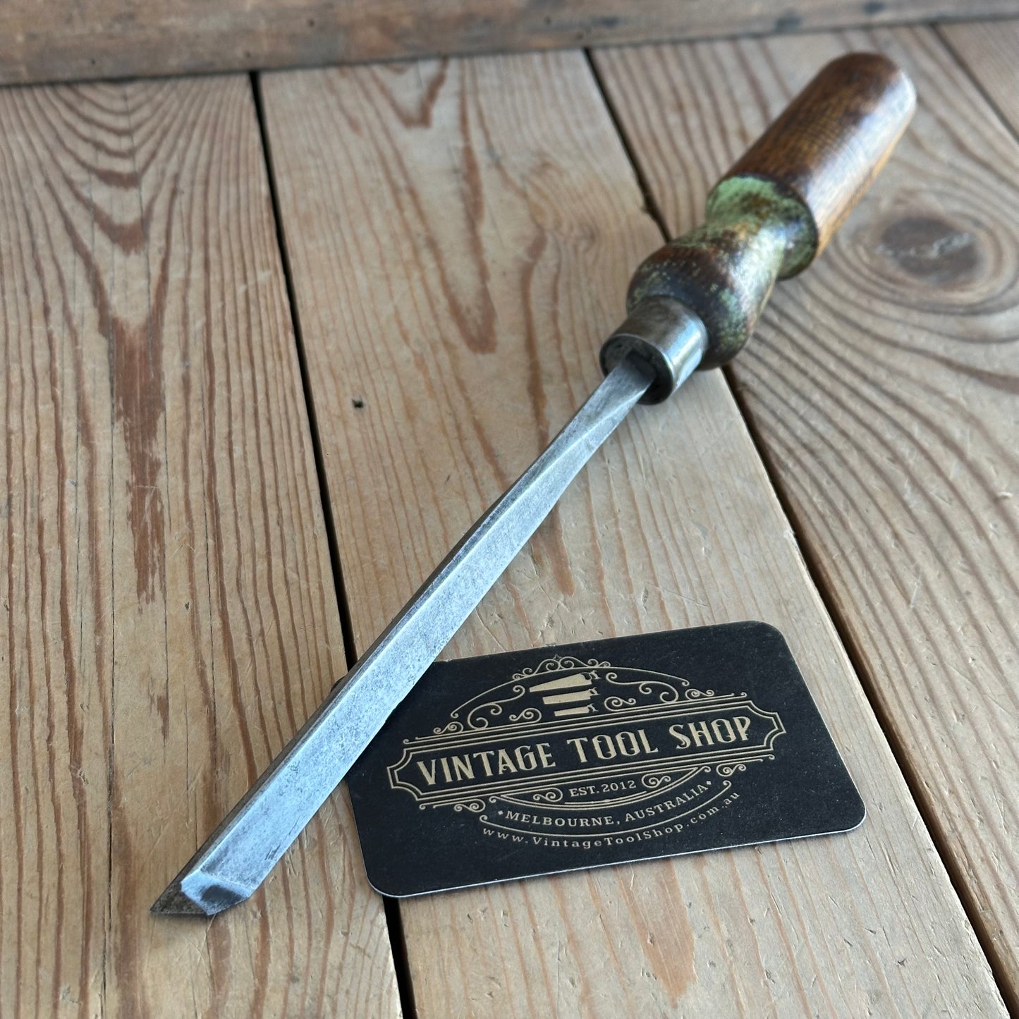 N911 Vintage V-gouge GOUGE Turning CHISEL by STORMONT England