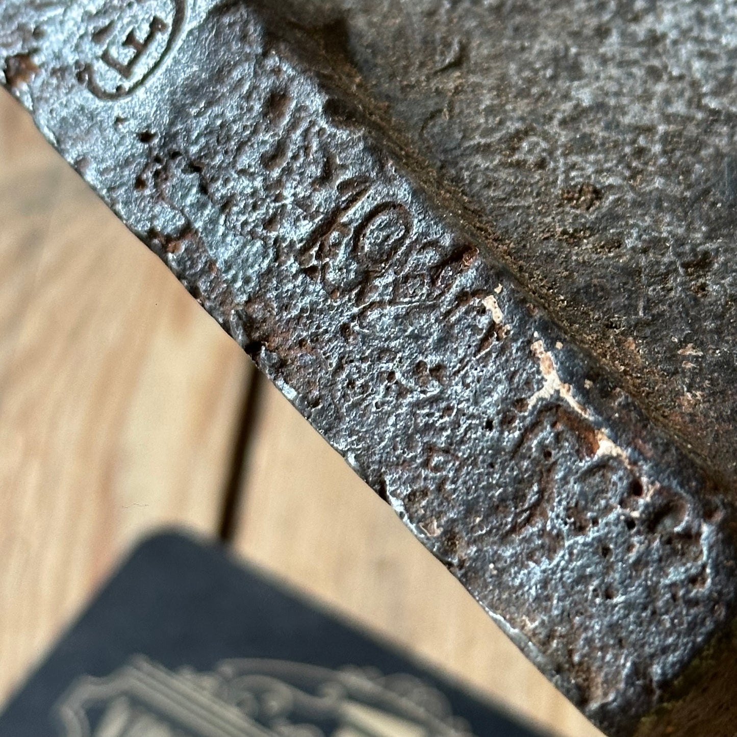 SOLD. H2386 INCREDIBLE! Vintage Sodefors Sweden 22lbs 1920s ANVIL
