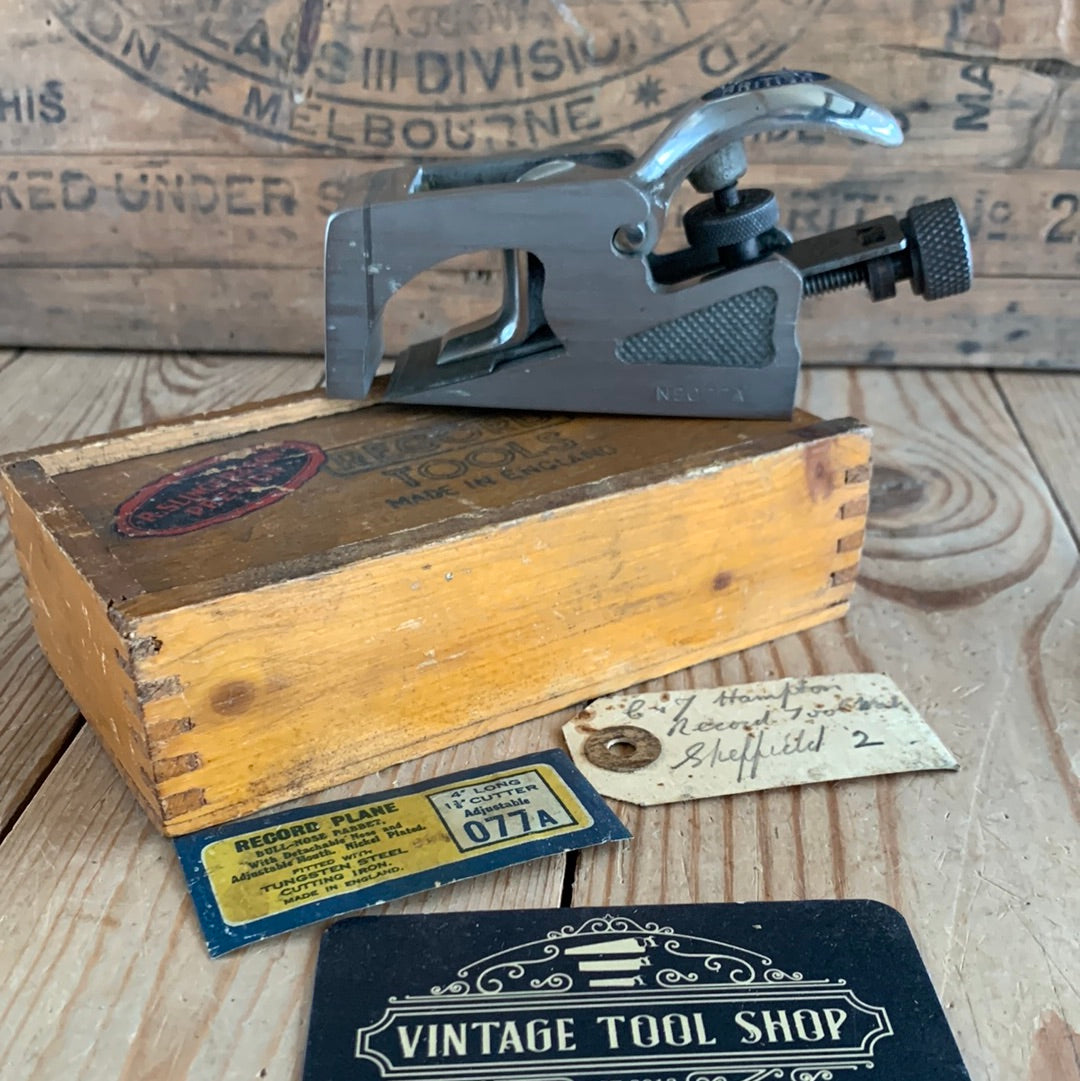 SOLD D1245 Vintage RECORD No.077A Bullnose Chisel PLANE IOB Wooden box