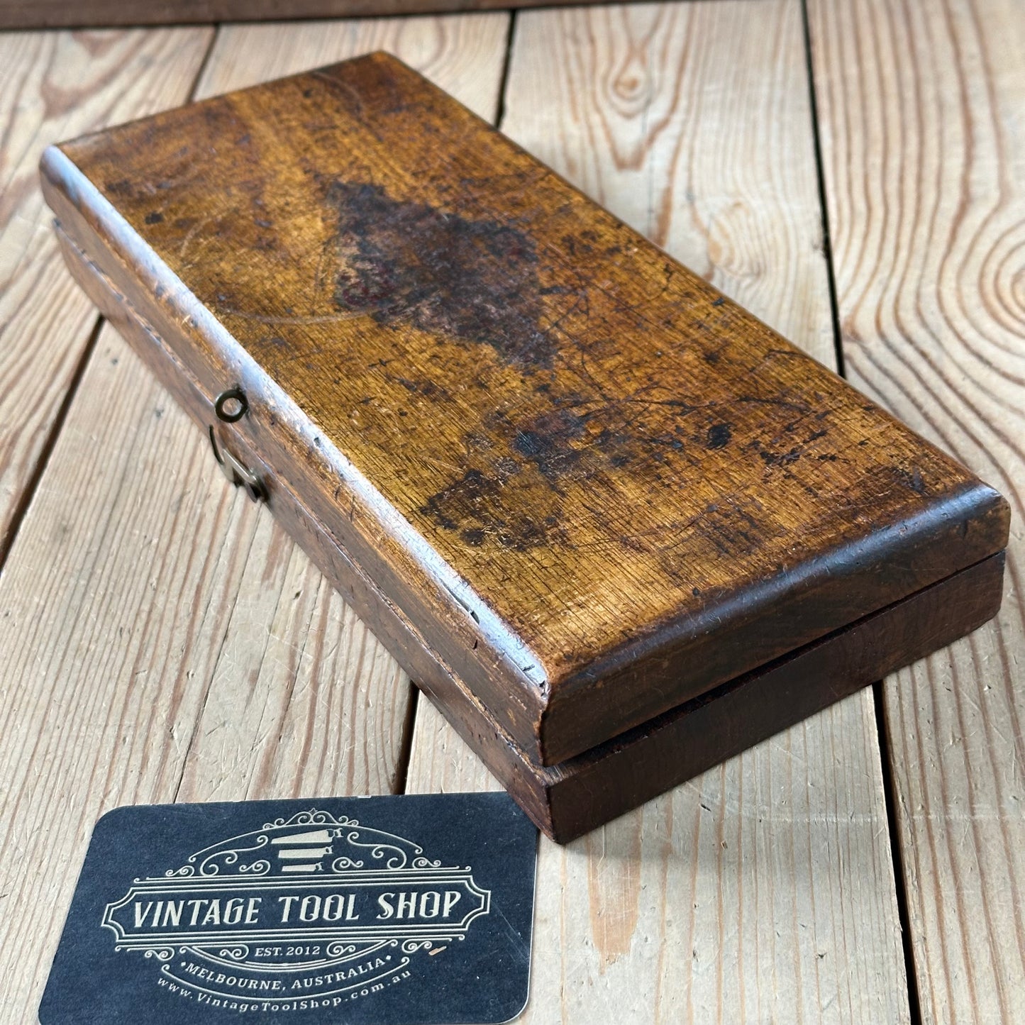 SOLD. H2398 Vintage Wiley & Russell USA TAP & DIE SET in wooden box