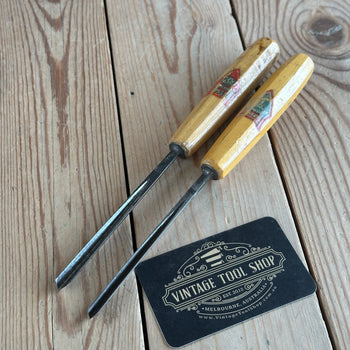 N908 Vintage pair of DASTRA V-GOUGE Carving CHISELS