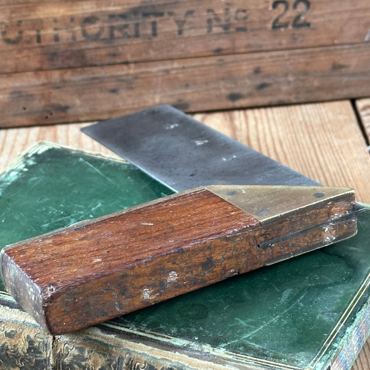 H2262 Vintage ELVICTA England ROSEWOOD & brass 6” SQUARE and Miter