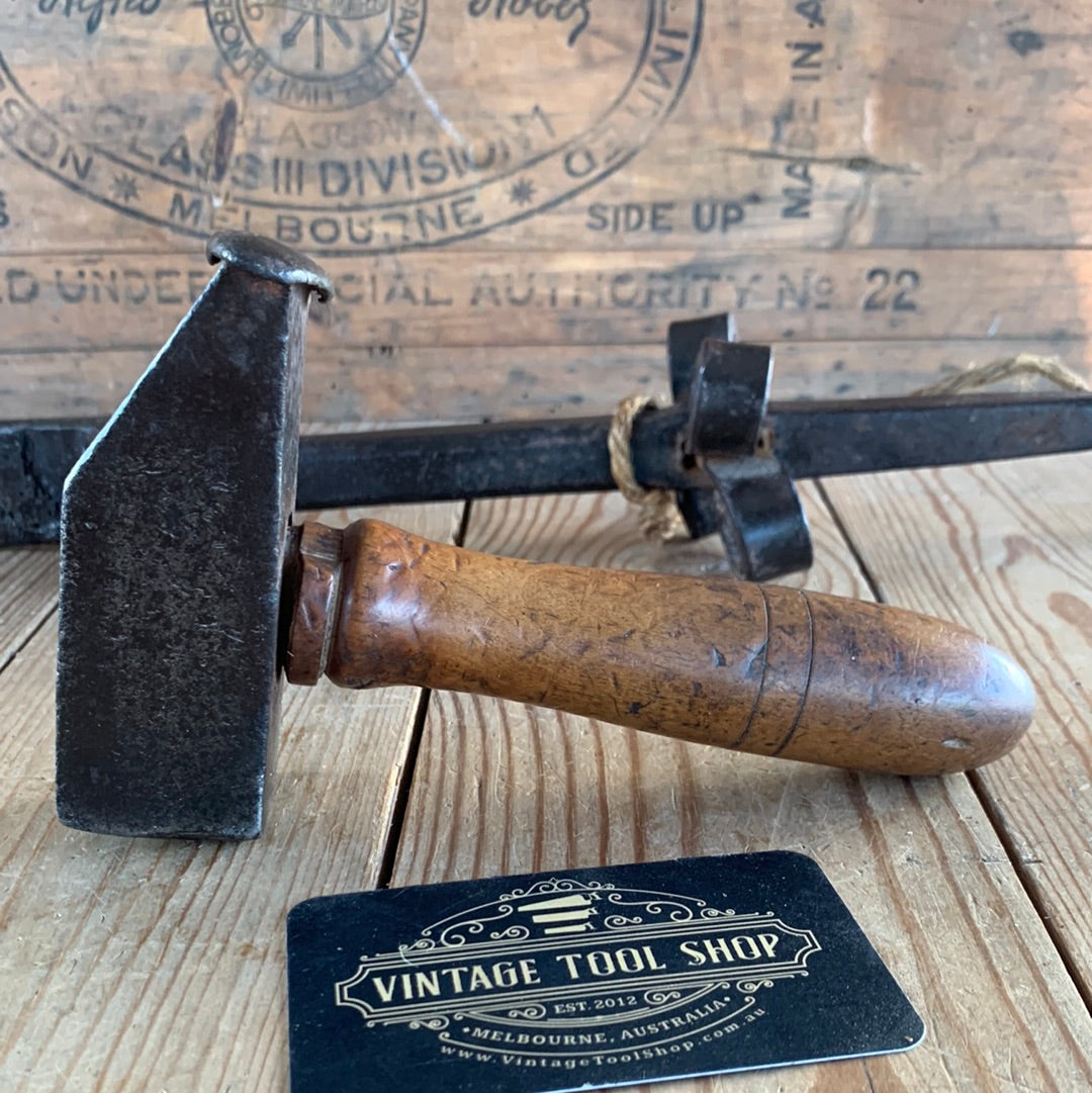 Y470 Antique French DENGLE STOCK & SCYTHE Hammer