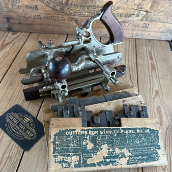 H1872 Vintage STANLEY USA Sweetheart era 1921-35 No.45 Combination PLANE with 18 cutters