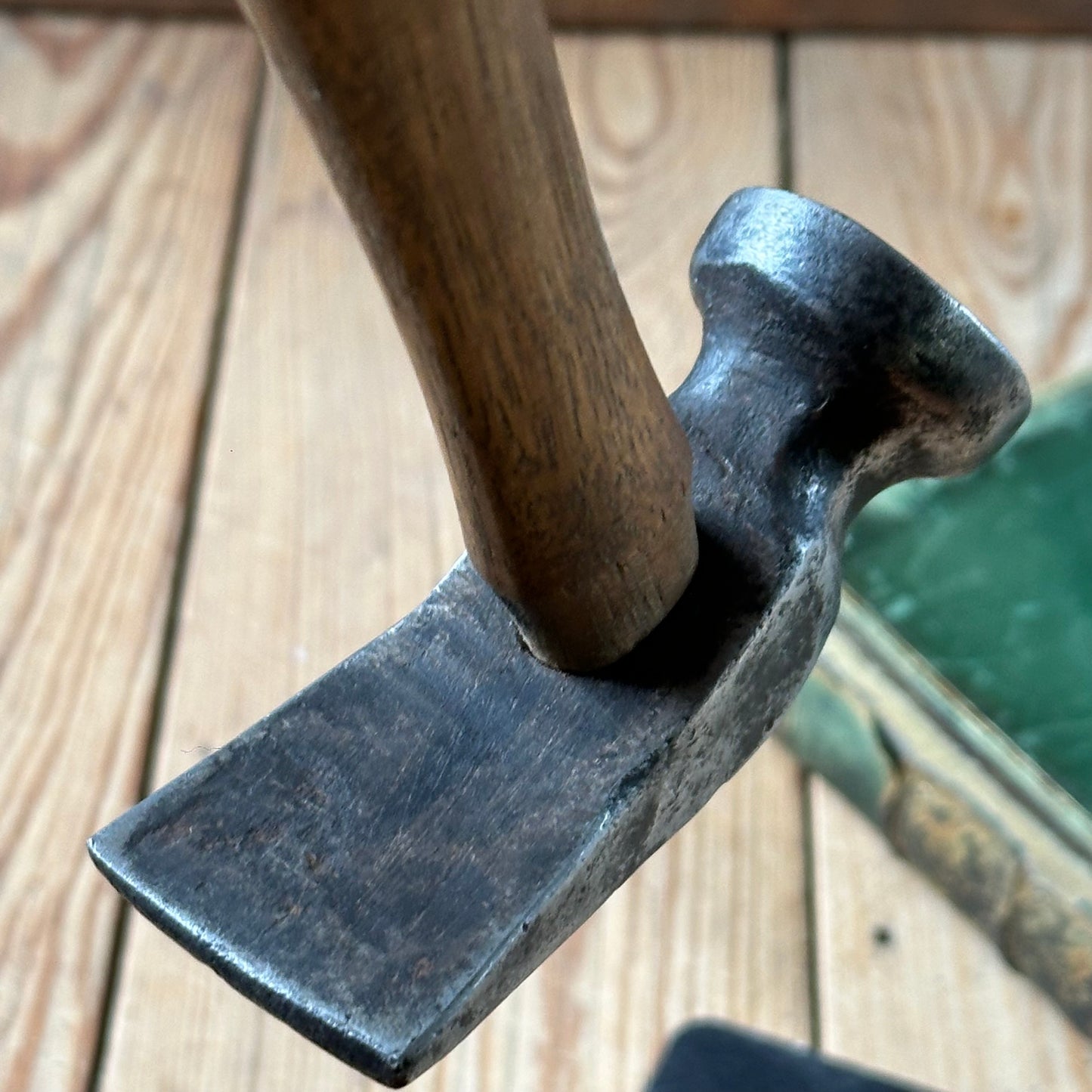 H2088 Vintage G. Barnsley No.0 England STEEL Cobblers HAMMER