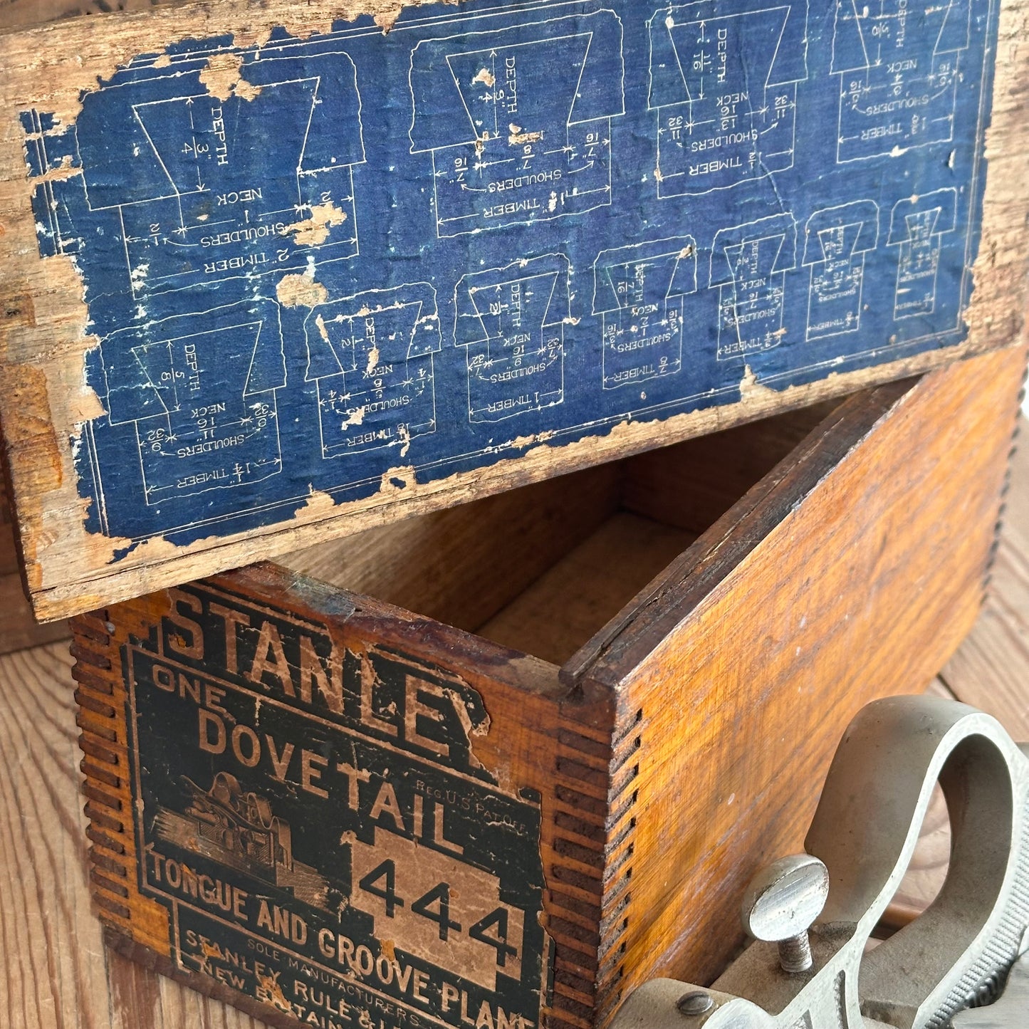 RARE! H2368 Vintage STANLEY USA No.444 Dovetail Tongue & Groove PLANE with cutters IOB
