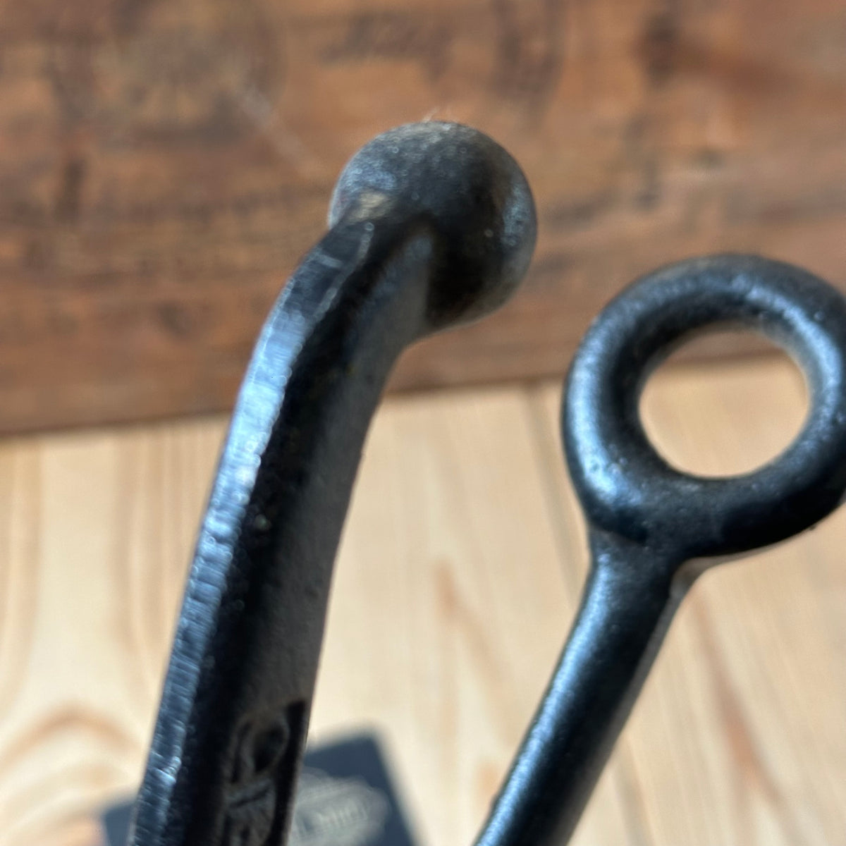 H2653 Antique BARNSLEY England SHOE STRETCHER industrial display item BUNION STRETCHER