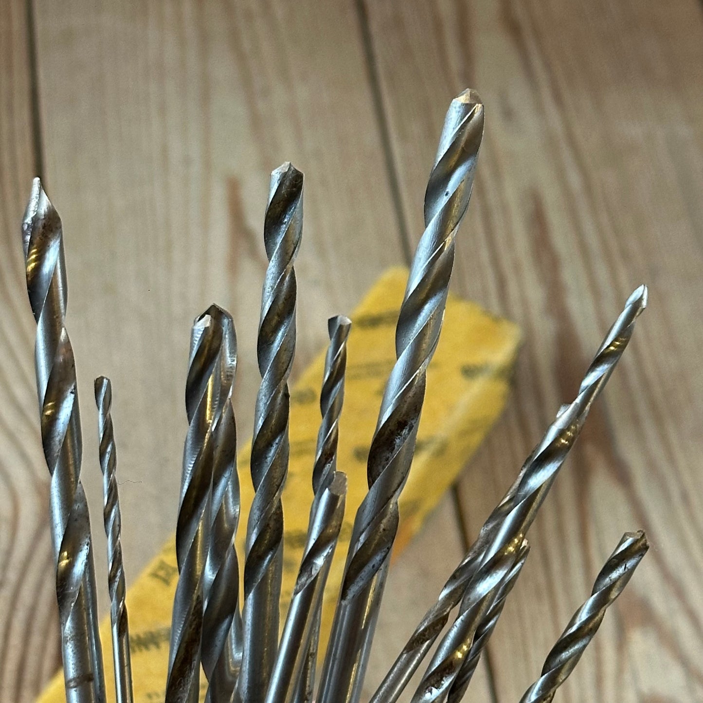H2515 Vintage BOXED mixed set of 13 x CLEVELAND style wood drill BITS brace BIT set