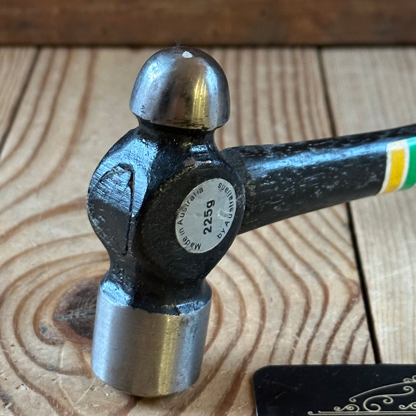 H2442 Vintage CYCLONE Australia small 8oz Ball PEEN Hammer “Made in Australia by Australians” sticker
