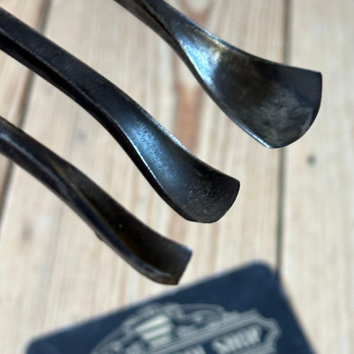N1750 Vintage set of 3 x English made SPOON GOUGES Carving chisels