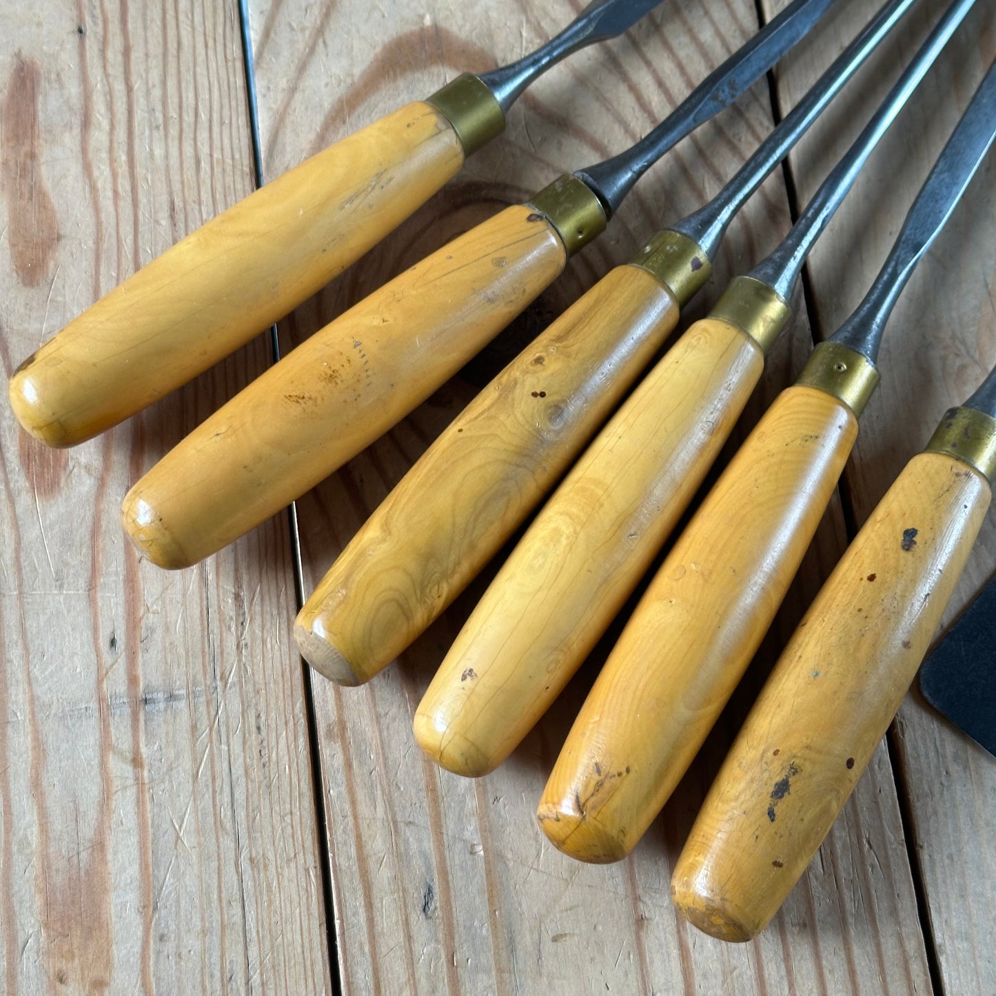 H2582 Vintage set of 6 MARPLES England Boxwood Handled Carving CHISELS including Skew & V-gouge